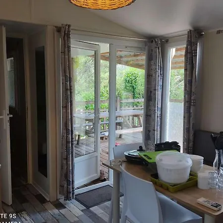 Camping Mobil Avec Terrasse A - Api-1-52-277 La Cassagne